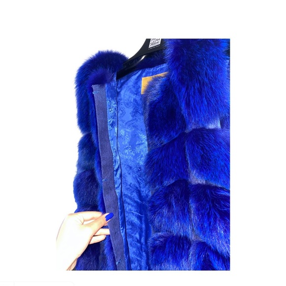 Royal Blue Fox Fur Vest Fits like a Medium - Picture 3 of 11